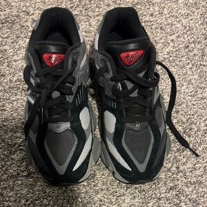 New Balance 9060 Black and Gray Athletic Shoes